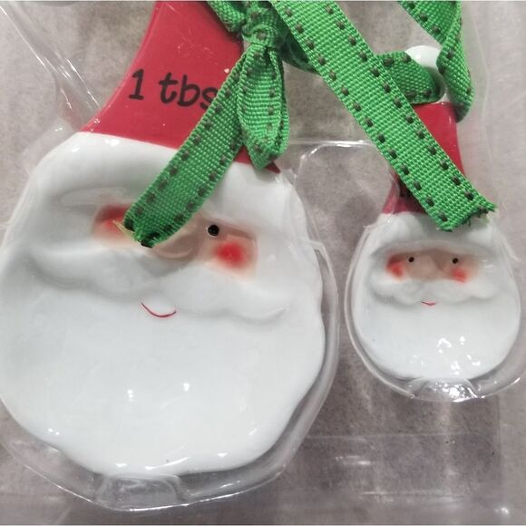 Christmas Santa Measuring Spoon Set Decorative Holiday Kitchen Baking Spoon 4ct - Picture 2 of 3